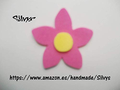 10 Flores de goma eva con 5 petalos color rosa y estambre amarillo Silvys handmade