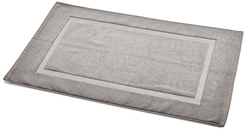 Amazon Basics - Alfombra de baño con franja, color gris claro, 50.8 x 78.7 cm